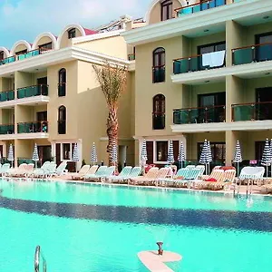 4* Отель Club Candan